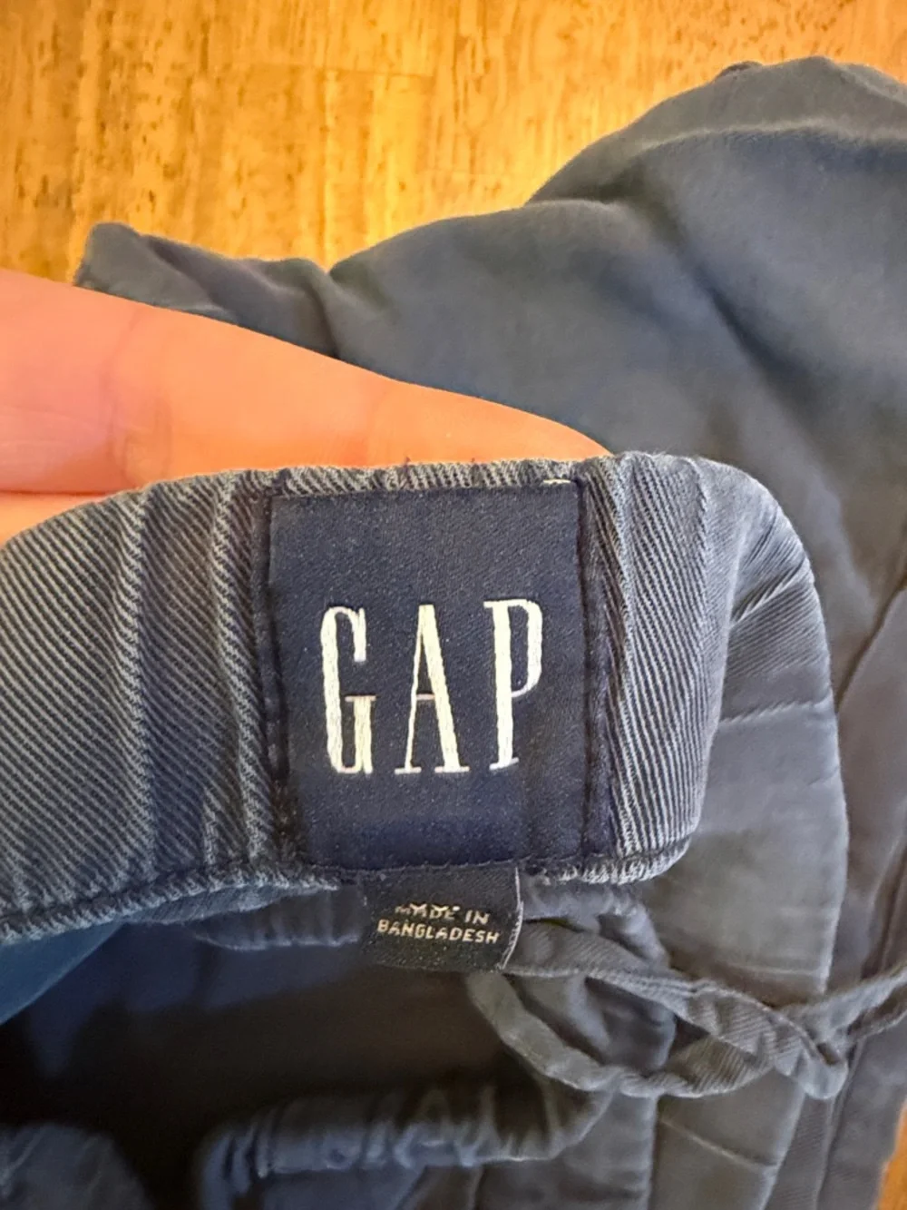 GAP Women's Navy Drawstring Casual Athletic Shorts - Picture 4 of 5
